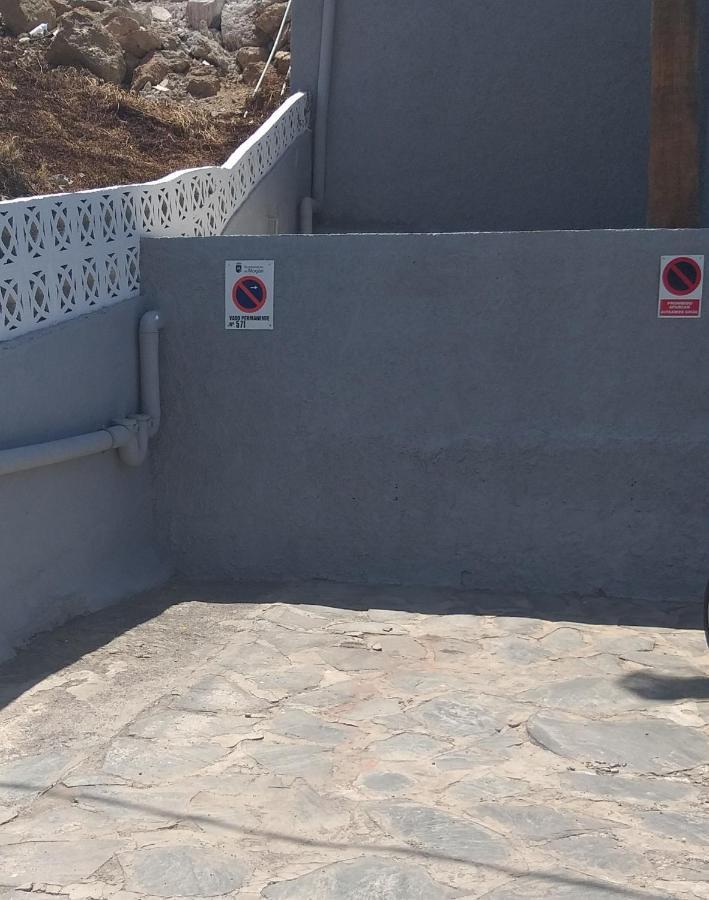 Harrys Atico Puerto De Mogan Apartment Exterior foto
