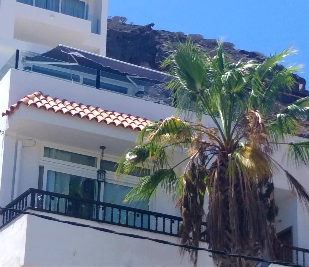Harrys Atico Puerto De Mogan Apartment Exterior foto